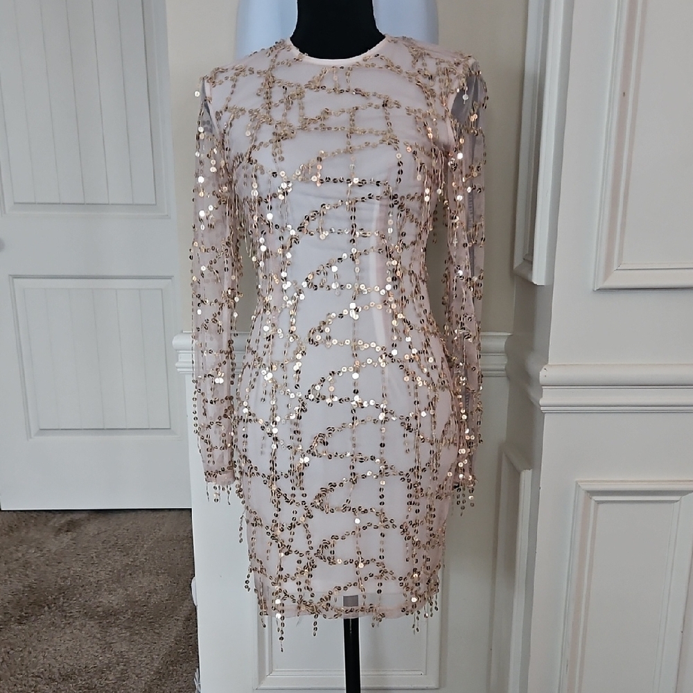 PrettyLittleThing Gold Sequin Long Sleeve Dress